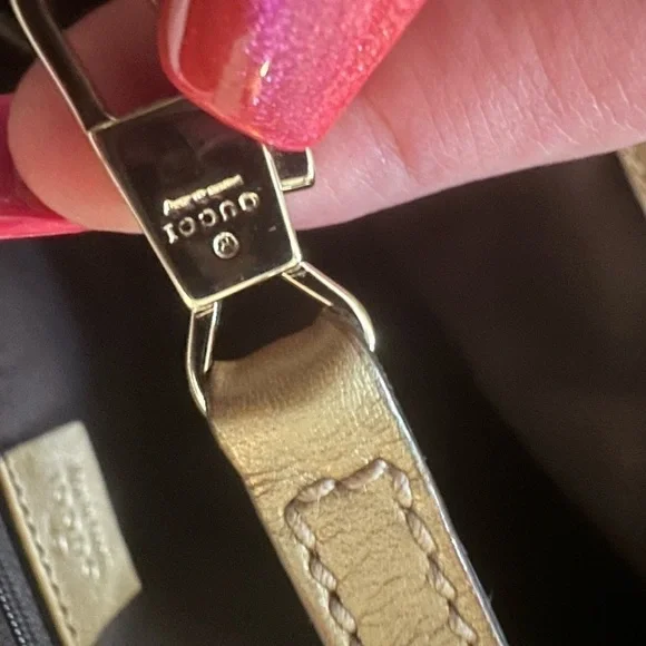 💎AUTHENTIC Gucci GG Crystal Coated Canvas Abbey D-Ring hobo Shoulder Bag 💎 - Picture 6 of 16